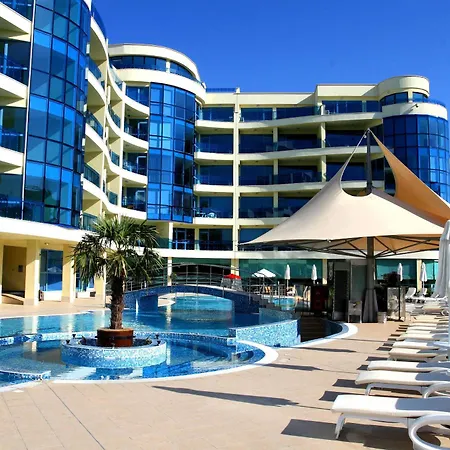 מלון דירות Marina Club פומורי