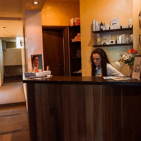 Marina Club 公寓式酒店