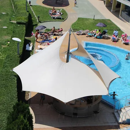 Marina Club ポモリエ