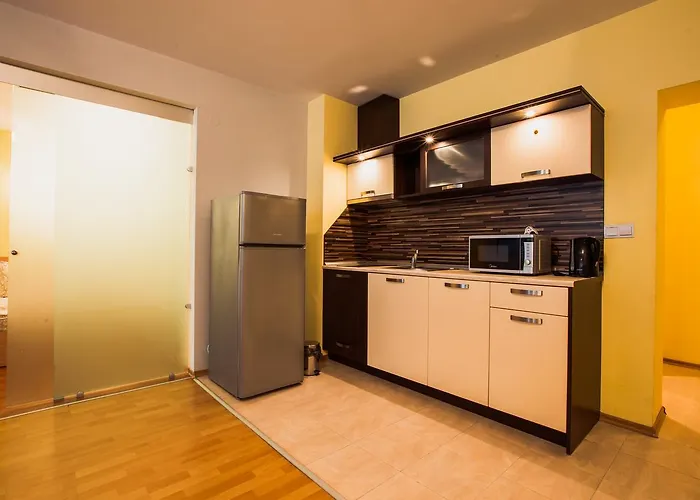 Marina Club Apartmanhotel 4*