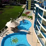 Lägenhetshotell Marina Club Pomorie