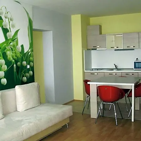 Marina Club 4*