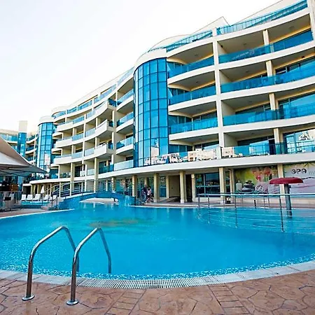 Marina Club 4*