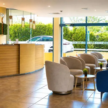Marina Club Aparthotel