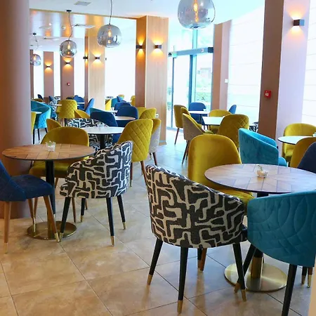 Aparthotel Marina Club 4*