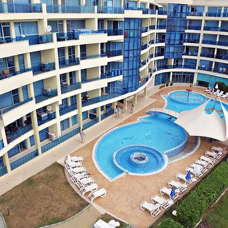 Апартхотел Marina Club 4*