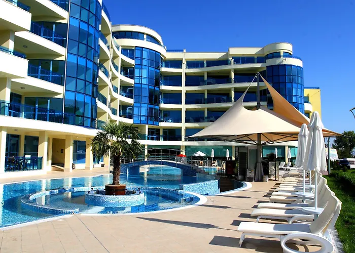 Апарт-отель Marina Club