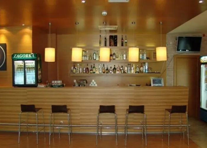 Ξενοδοχείο με διαμερίσματα Marina Club