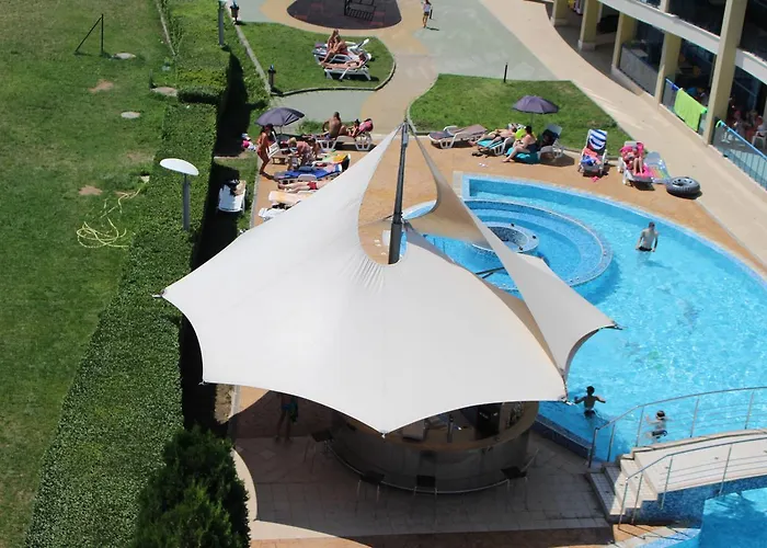 Marina Club Πομόριε